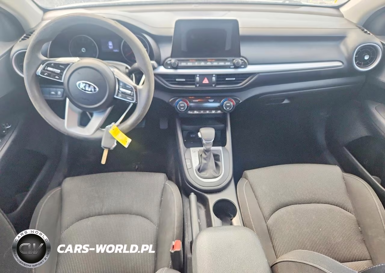 2019 Kia Forte Lxs VIN:3KPF24ADXKE115745 - 8