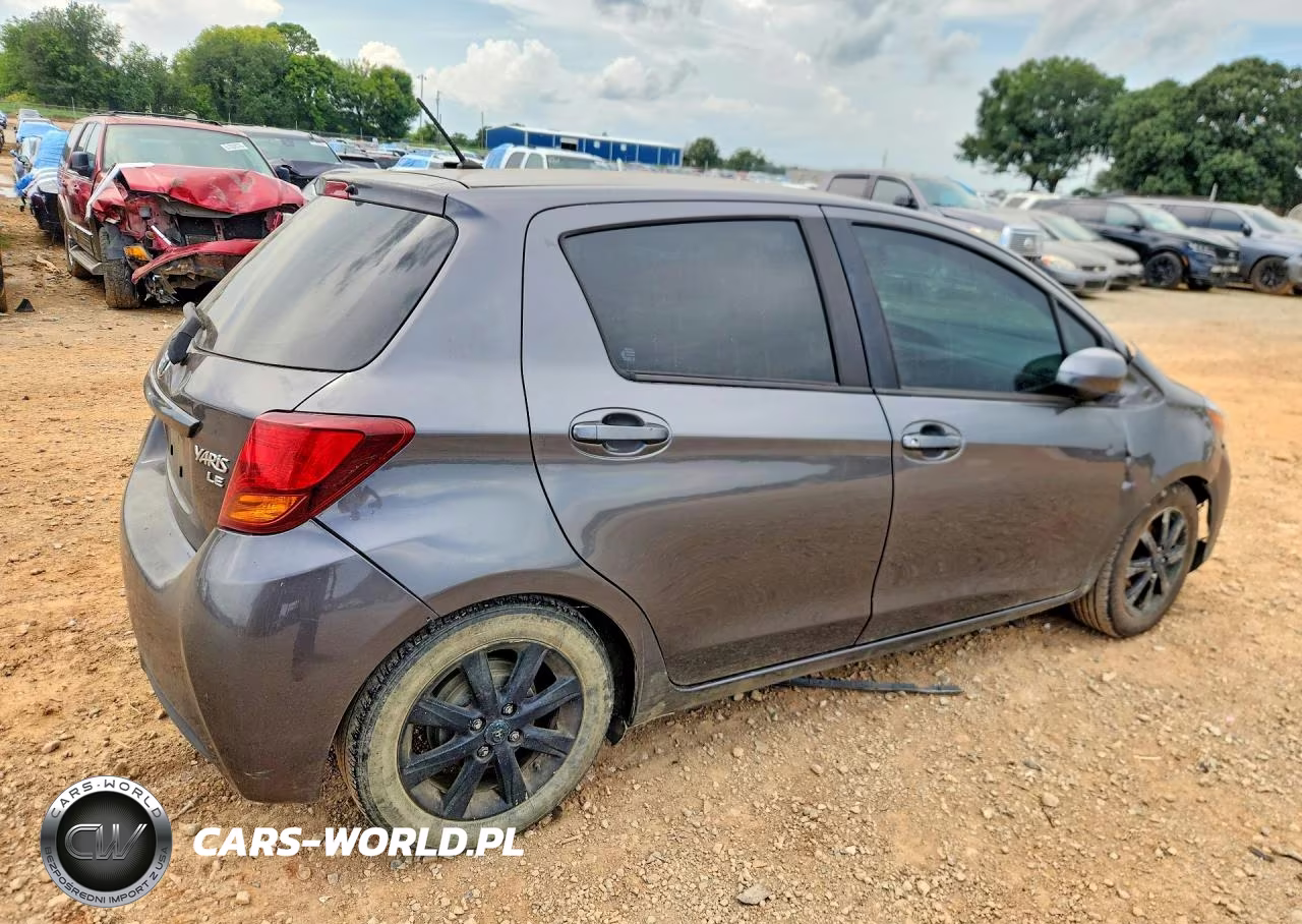 2016 Toyota Yaris 5-Door Le VIN:VNKKTUD31GA070517 - 3