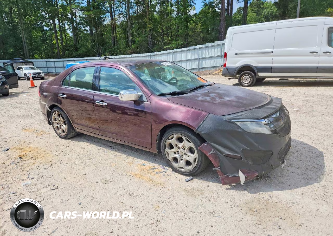 2011 Ford Fusion Se VIN:3FAHP0HA8BR125283 - 4