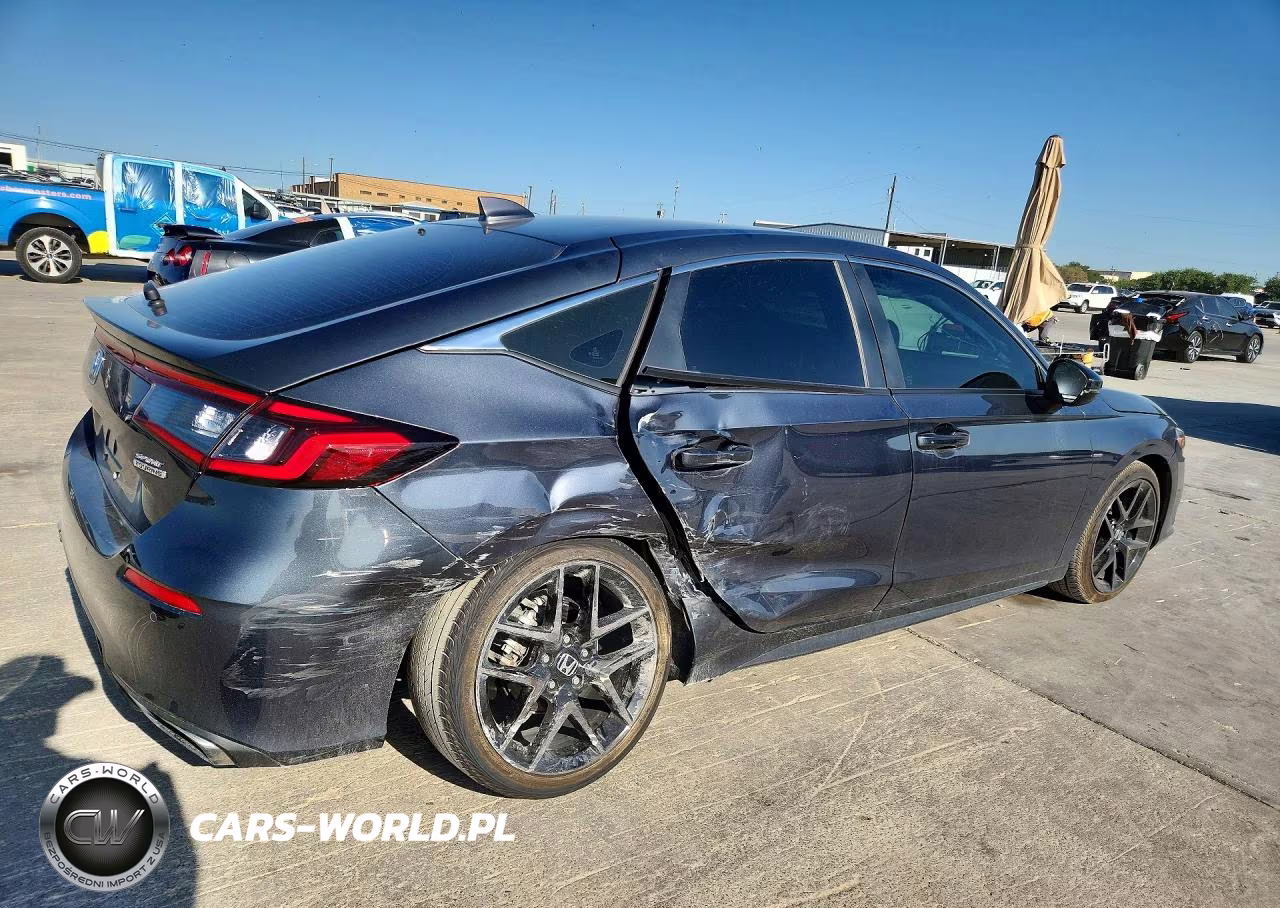 2024 Honda Civic Sport Touring VIN:19XFL1H87RE030487 - 3