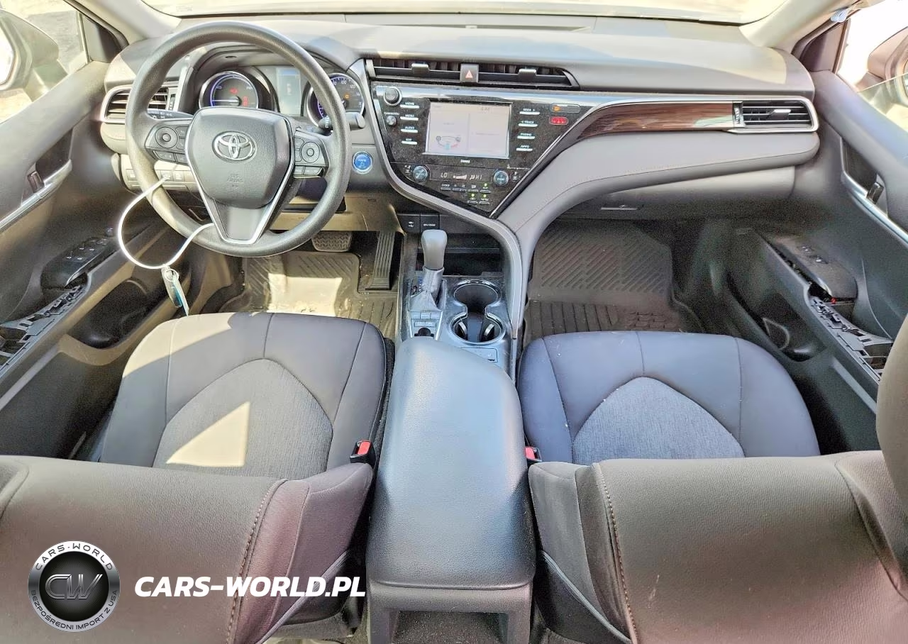 2019 Toyota Camry Le VIN:4T1B31HK1KU005419 - 8