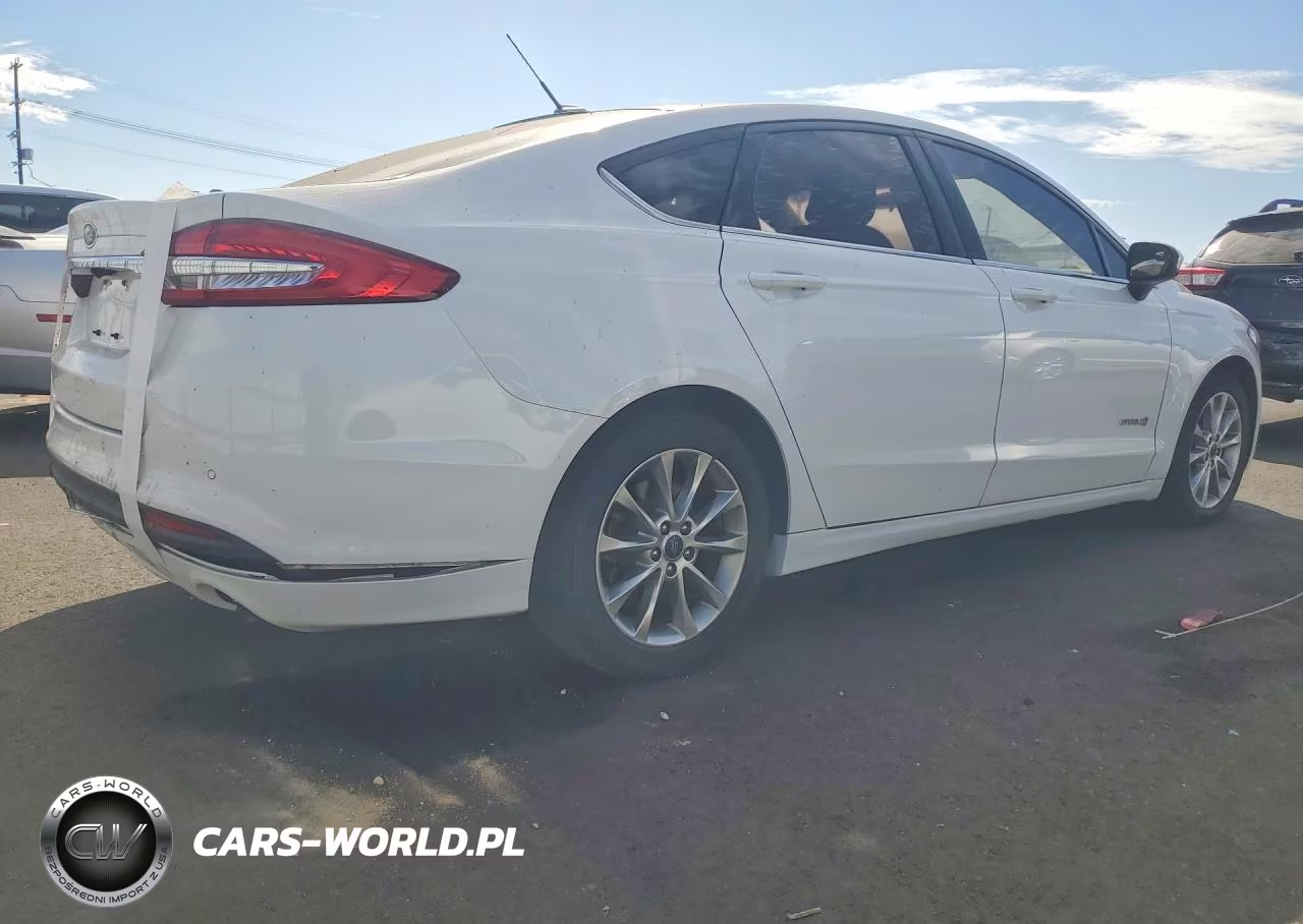 2017 Ford Fusion Se Hybrid VIN:3FA6P0LU9HR344500 - 3