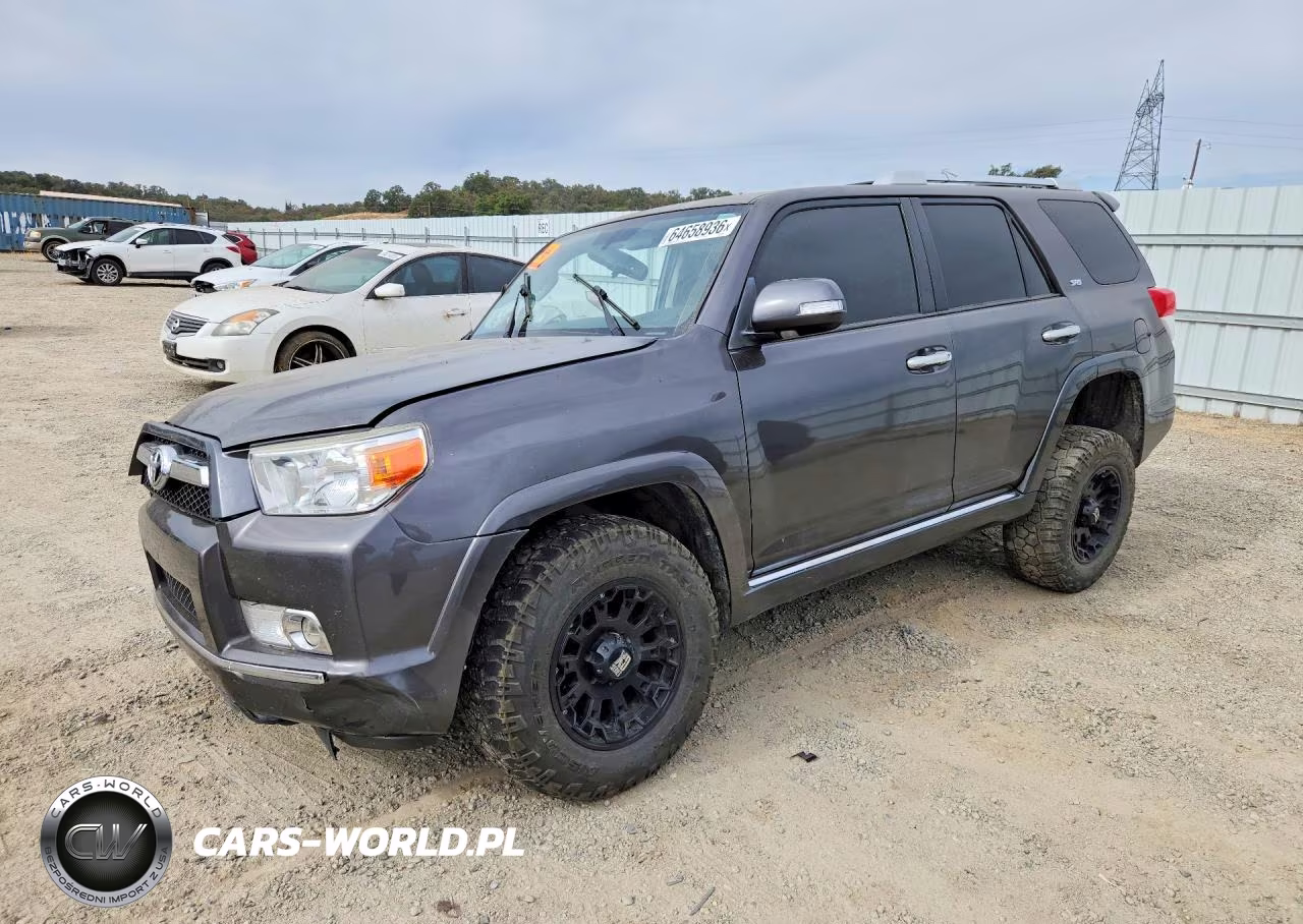 2013 Toyota 4Runner Sr5