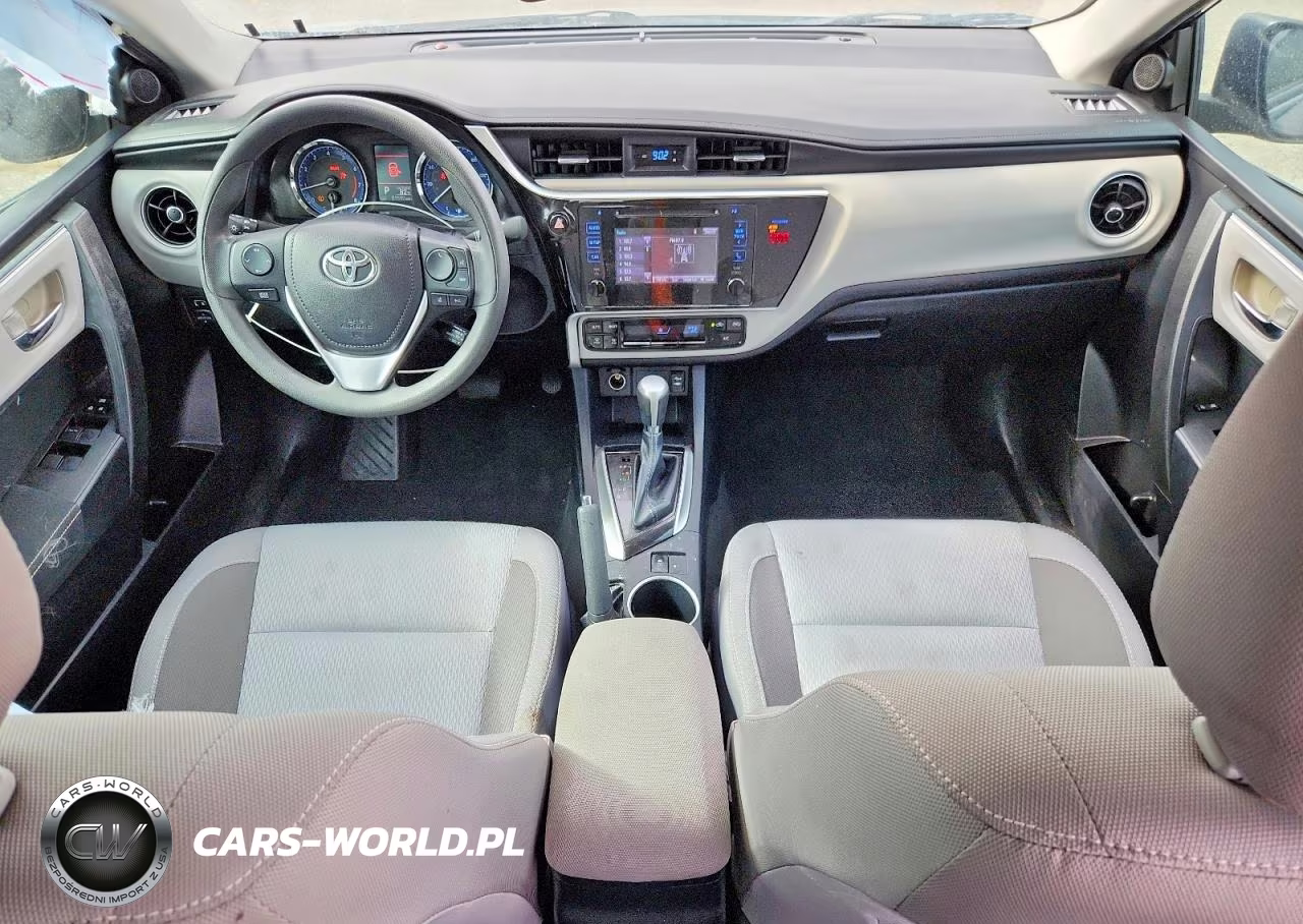 2018 Toyota Corolla Le VIN:2T1BURHE4JC089516 - 8