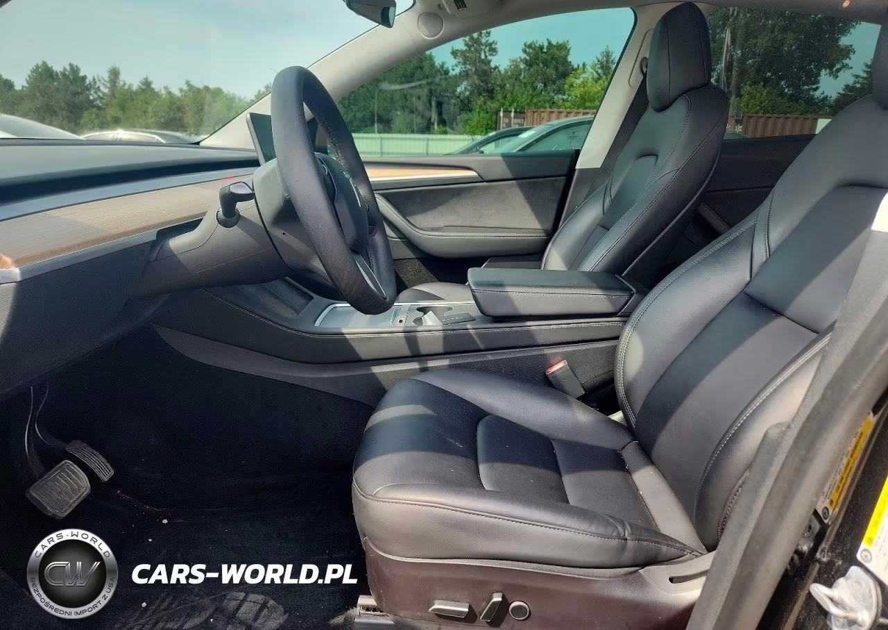 2023 Tesla Model Y VIN:7SAYGDEE2PF668455 - 7
