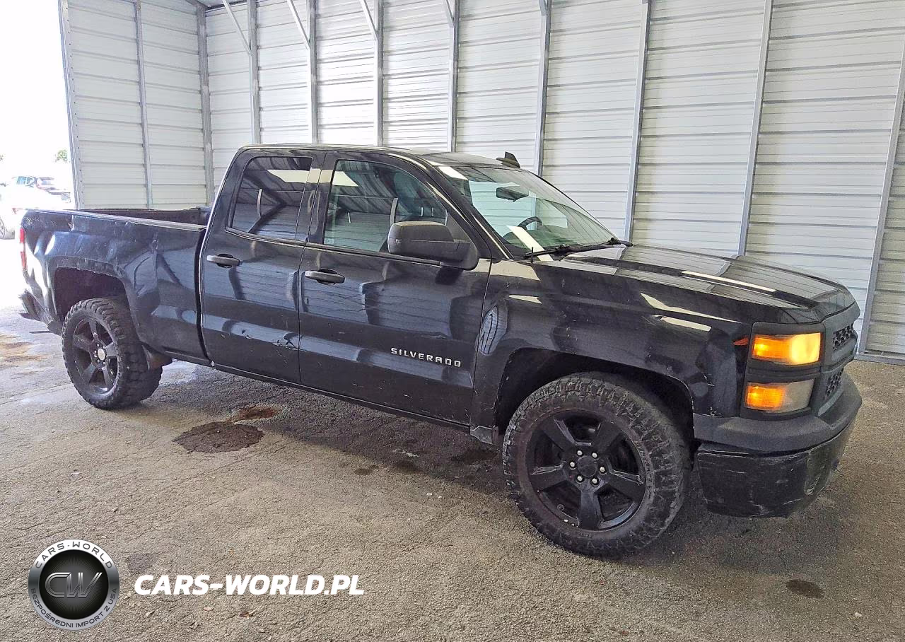2015 Chevrolet Silverado C1500 VIN:1GCRCPEH2FZ373096 - 4