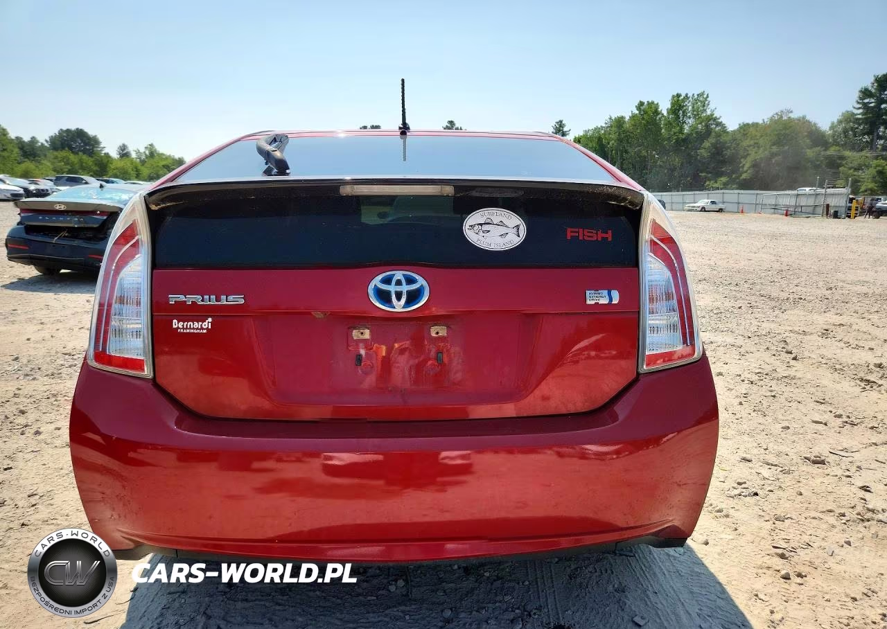 2014 Toyota Prius Two VIN:JTDKN3DU8E1758114 - 6