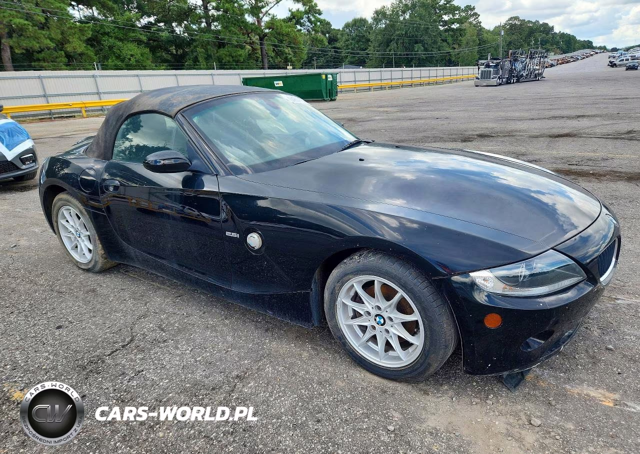 2005 BMW Z4 2.5 VIN:4USBT33525LS55757 - 4