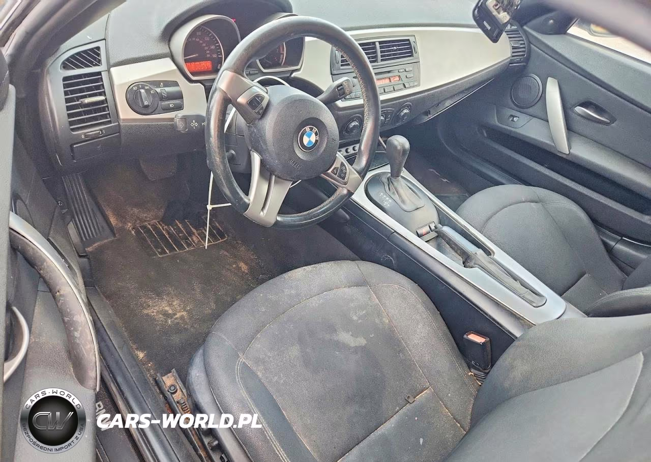 2005 BMW Z4 2.5 VIN:4USBT33525LS55757 - 8