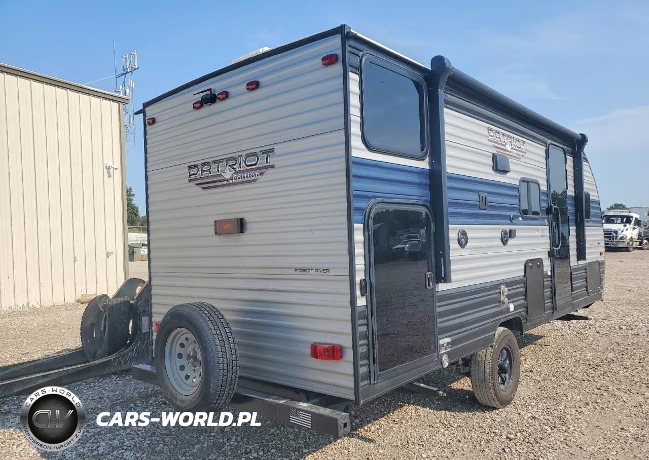 2021 Cherokee Travel Trailer VIN:5ZT2CKFCXMY015625 - 4