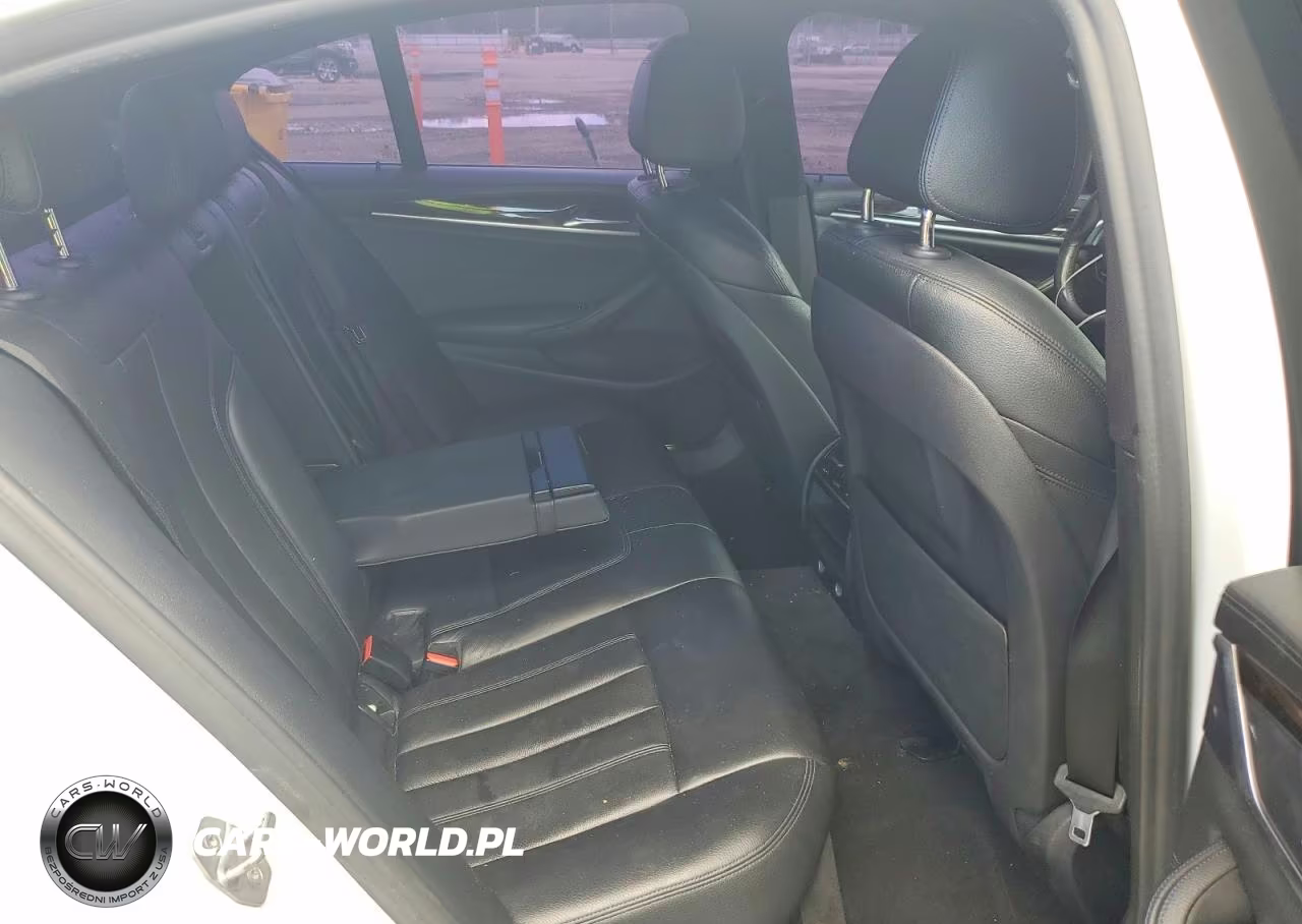 2018 BMW 530 I VIN:WBAJA5C54JWA39906 - 10