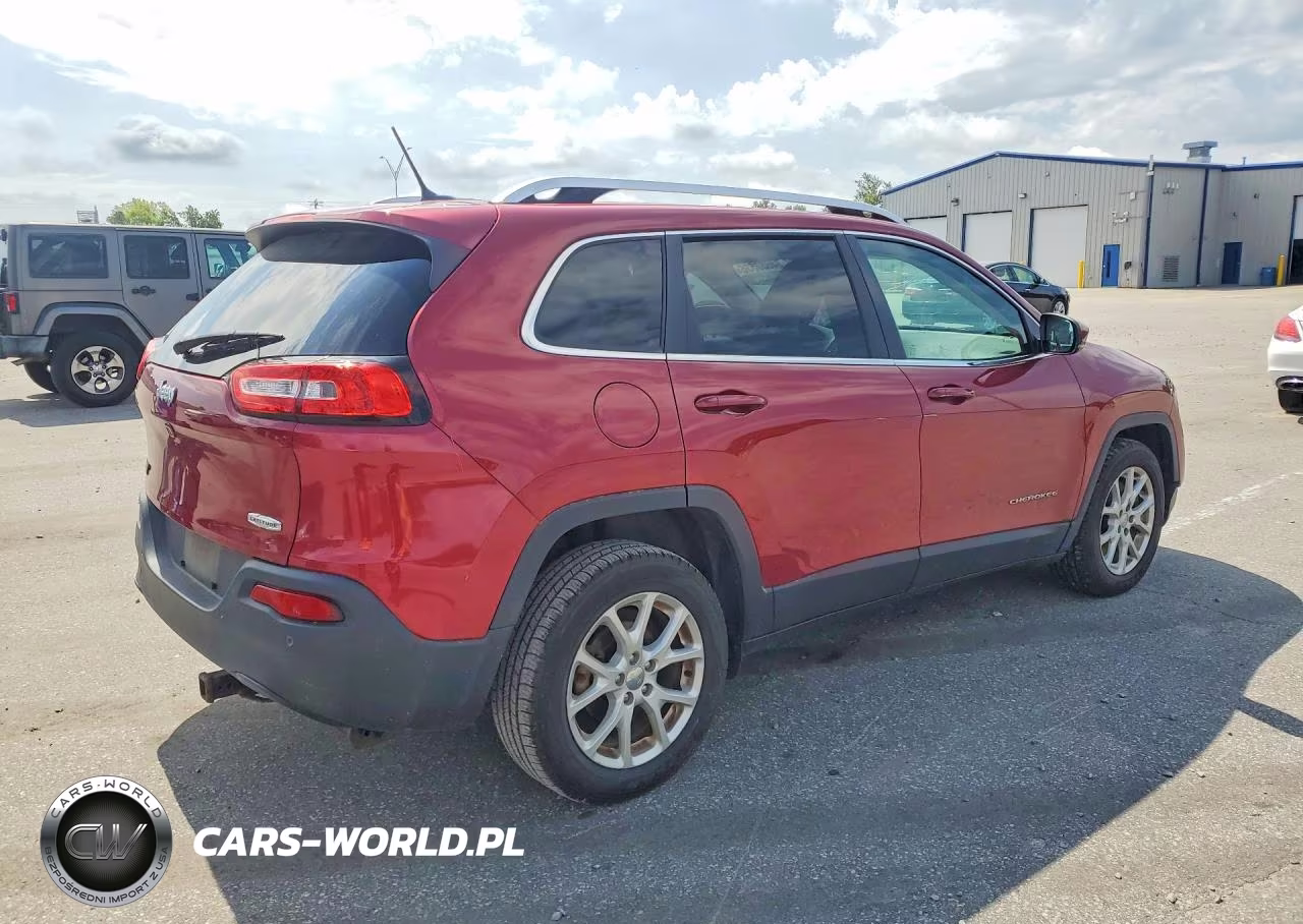 2017 Jeep Cherokee Latitude VIN:1C4PJLCB7HW640662 - 3