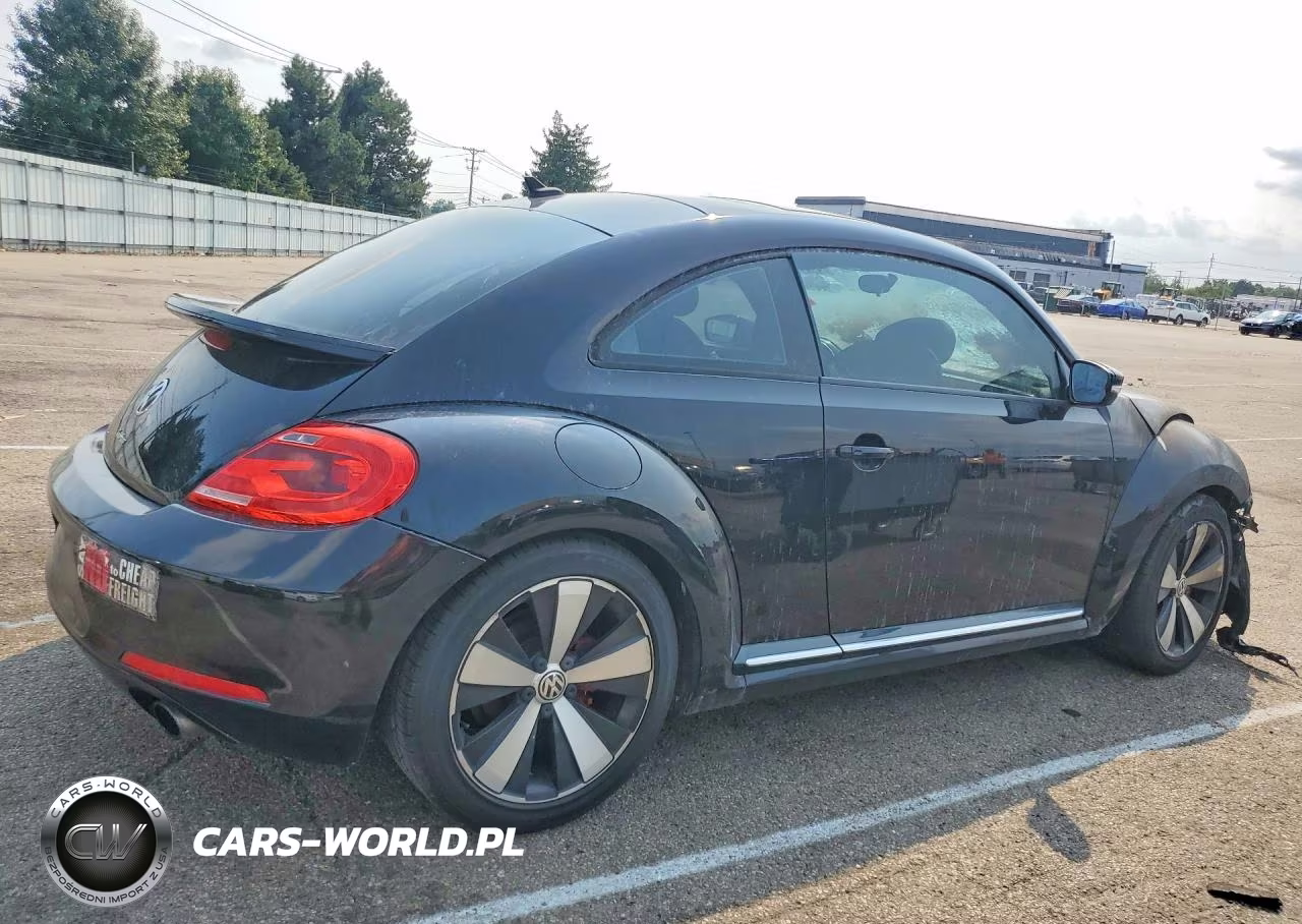 2012 Volkswagen Beetle Turbo VIN:3VWVA7AT5CM610737 - 3