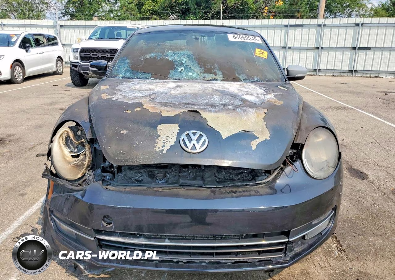 2012 Volkswagen Beetle Turbo VIN:3VWVA7AT5CM610737 - 5