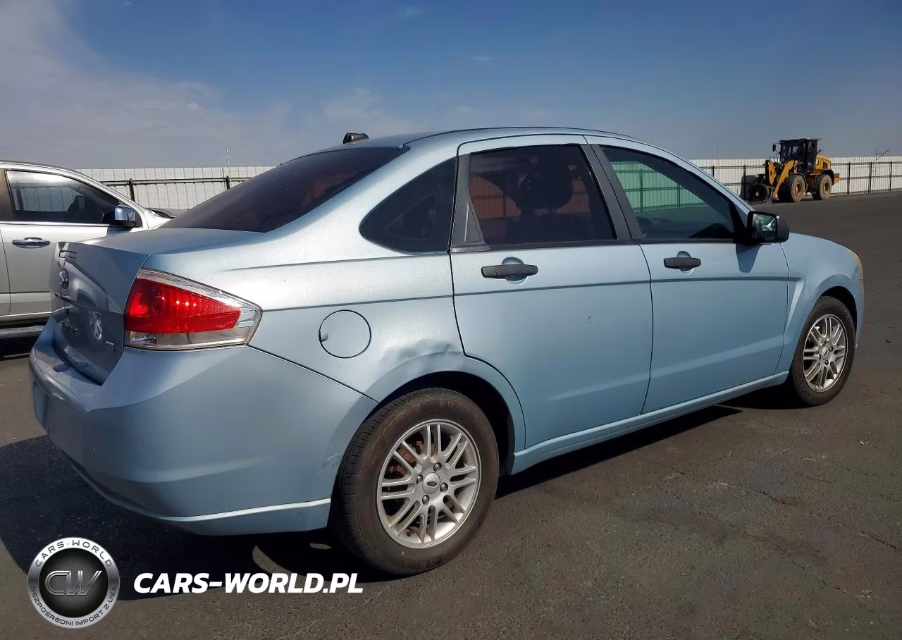 2009 Ford Focus Se VIN:1FAHP35NX9W114382 - 3
