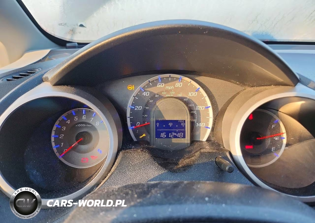 2011 Honda Fit Sport VIN:JHMGE8H54BC002140 - 9