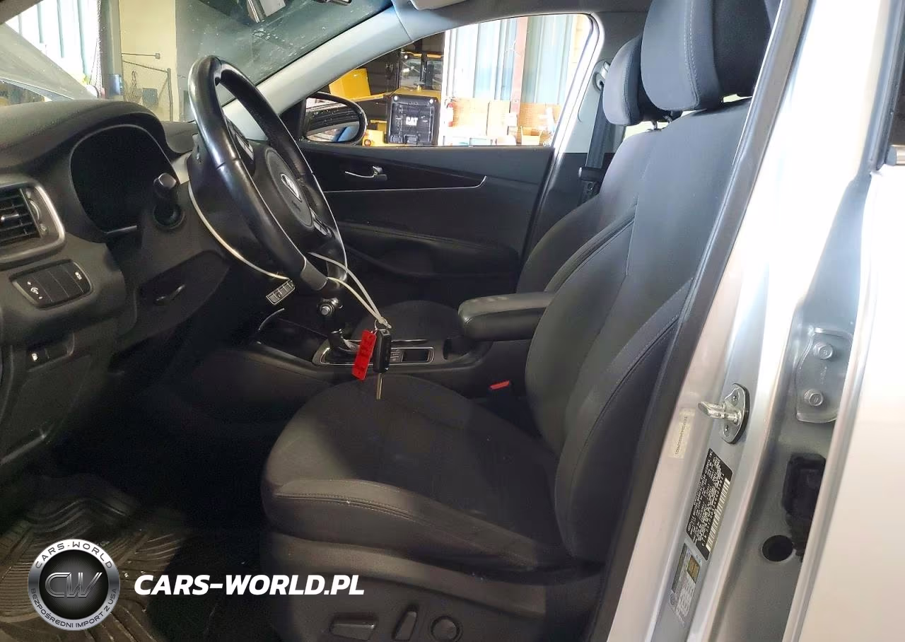 2016 Kia Sorento Lx VIN:5XYPGDA34GG039821 - 7