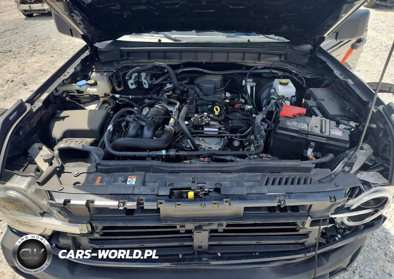 2022 Ford Bronco Base VIN:1FMDE5BH5NLB84758 - 12
