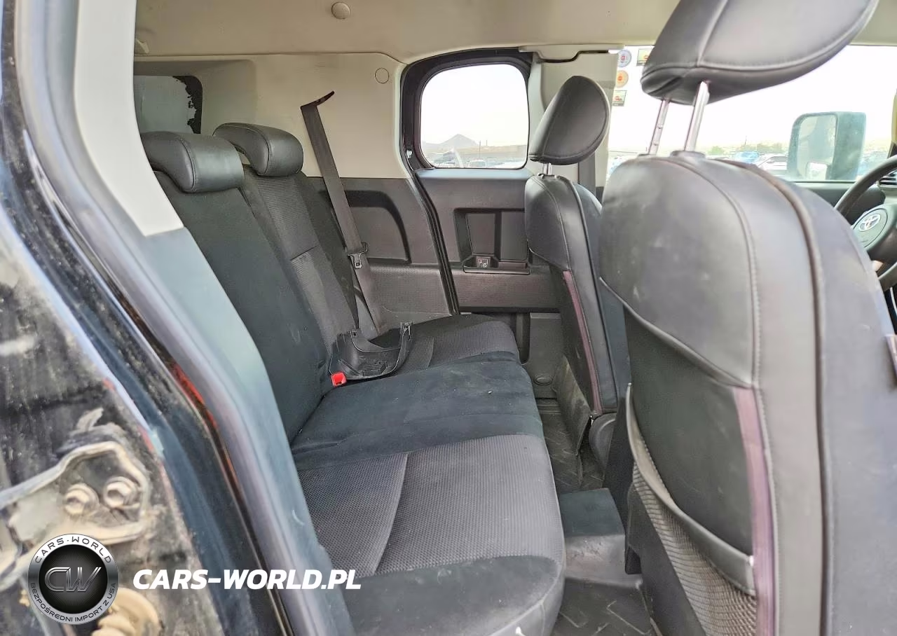 2008 Toyota Fj Cruiser Base VIN:JTEBU11F38K035696 - 10