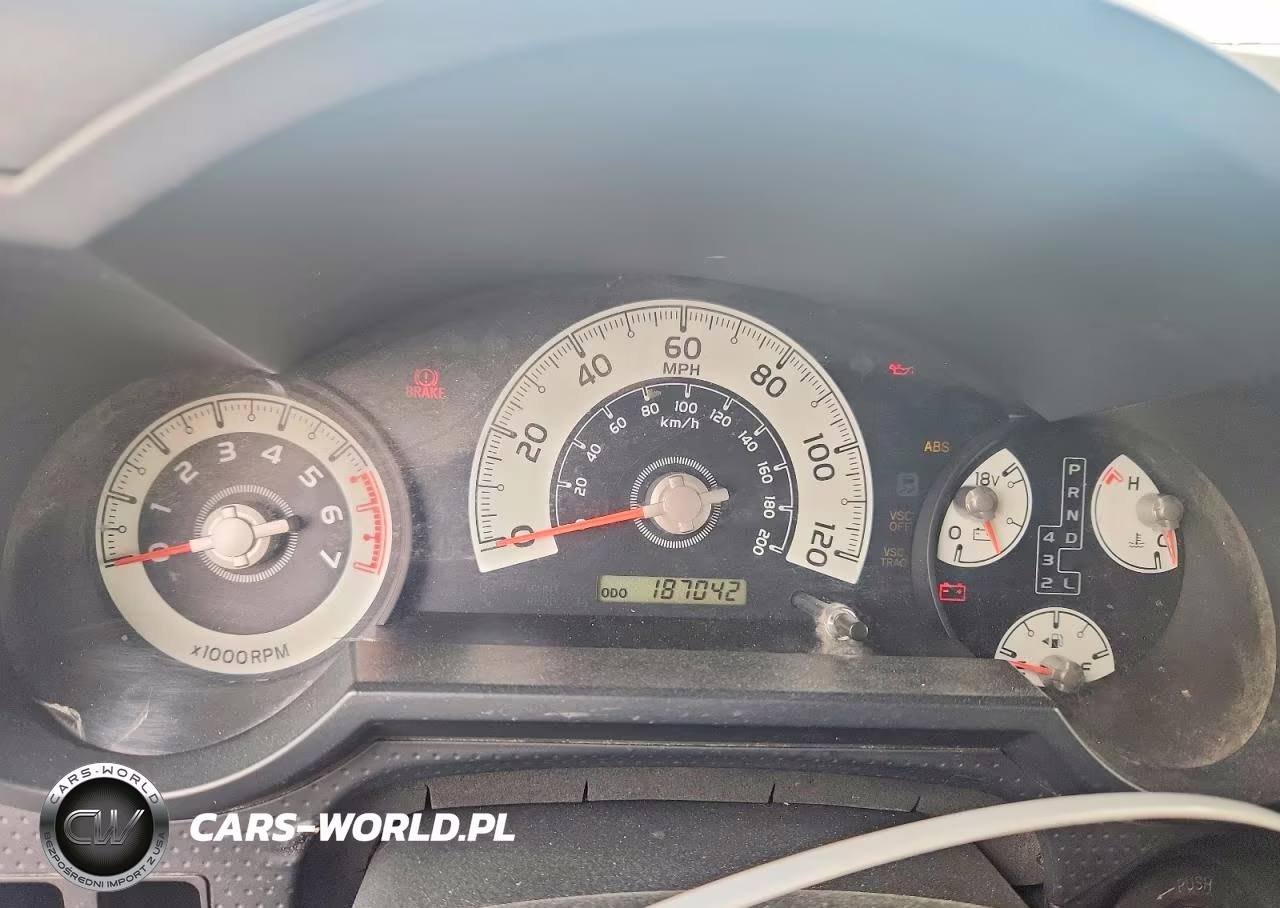 2008 Toyota Fj Cruiser Base VIN:JTEBU11F38K035696 - 9
