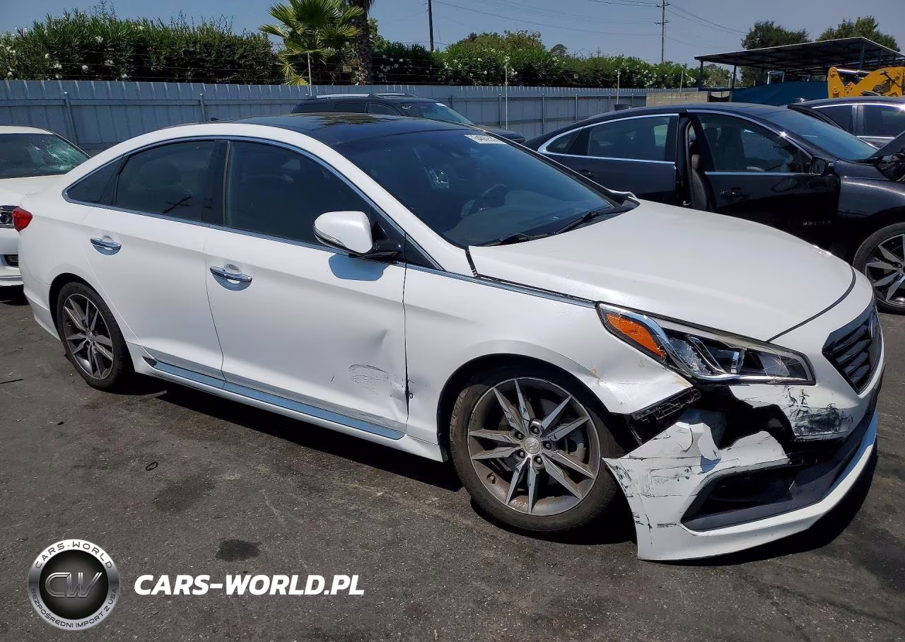 2015 Hyundai Sonata Sport 2.0T VIN:5NPE34ABXFH039663 - 4