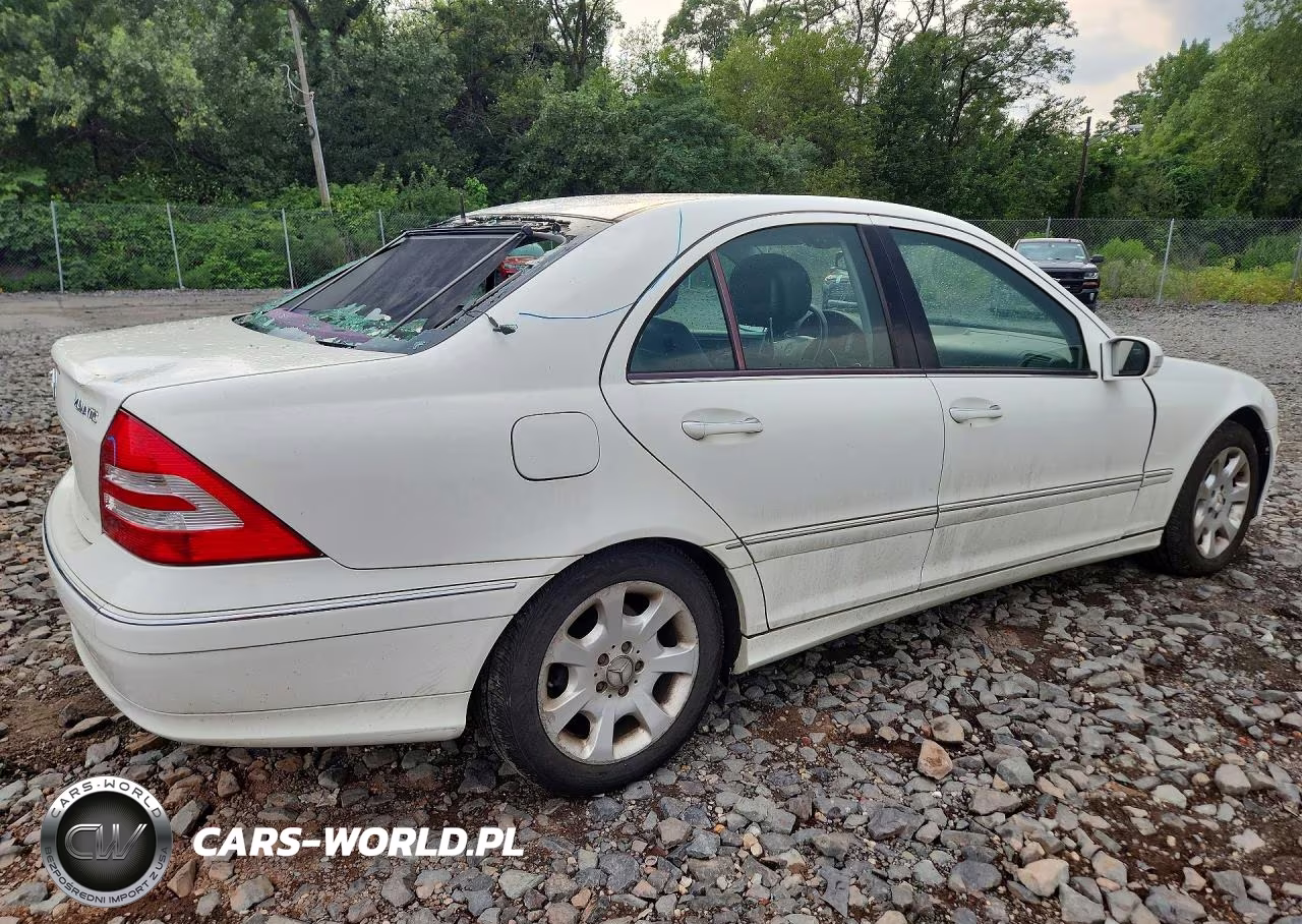 2006 Mercedes-Benz C 350 4Matic VIN:WDBRF87J96F786954 - 3