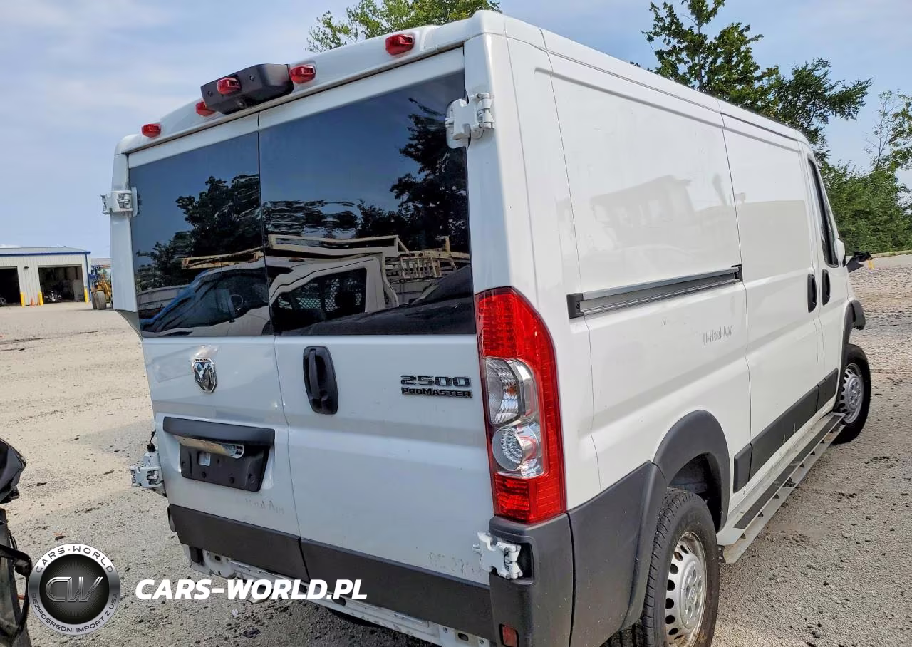 2025 Ram Promaster 2500 2500 Standard VIN:3C6LRVVG0SE523946 - 3