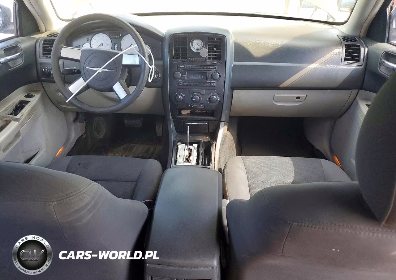 2006 Chrysler 300 VIN:2C3KA43R96H220852 - 8