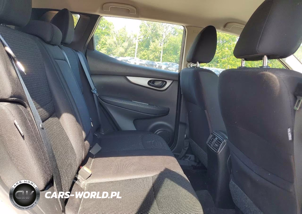 2020 Nissan Rogue Sport S VIN:JN1BJ1CW8LW382374 - 11