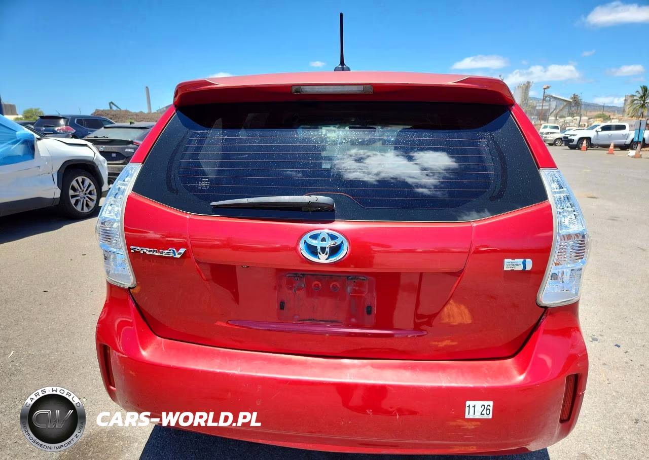 2014 Toyota Prius V Two VIN:JTDZN3EU2E3324952 - 6