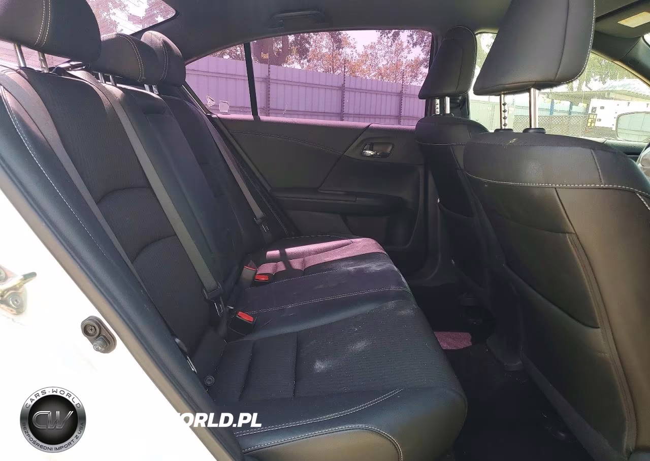 2017 Honda Accord Sport VIN:1HGCR2F64HA073406 - 10