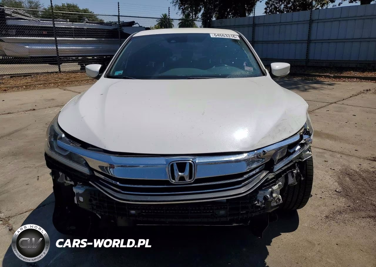 2017 Honda Accord Sport VIN:1HGCR2F64HA073406 - 5