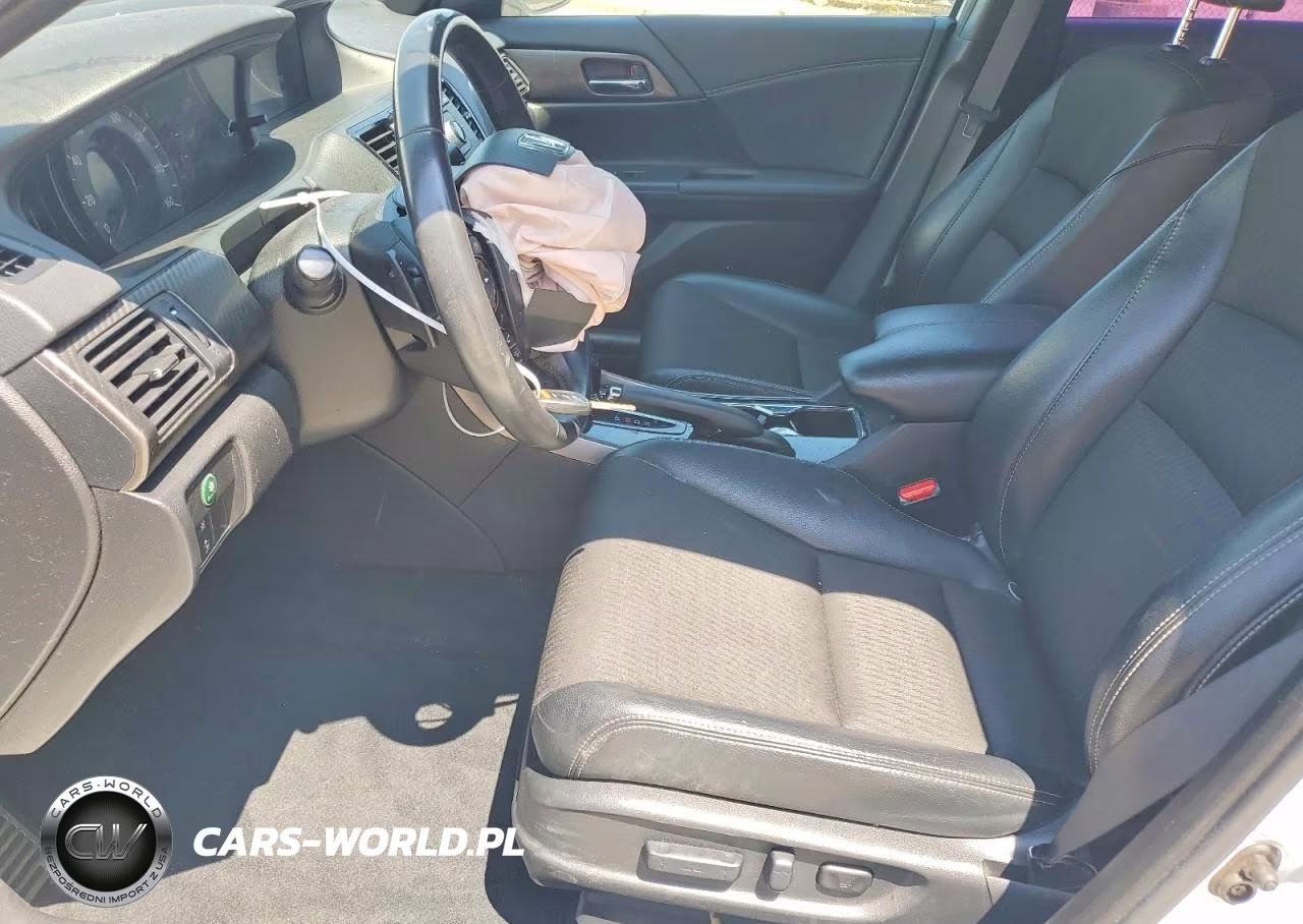 2017 Honda Accord Sport VIN:1HGCR2F64HA073406 - 7