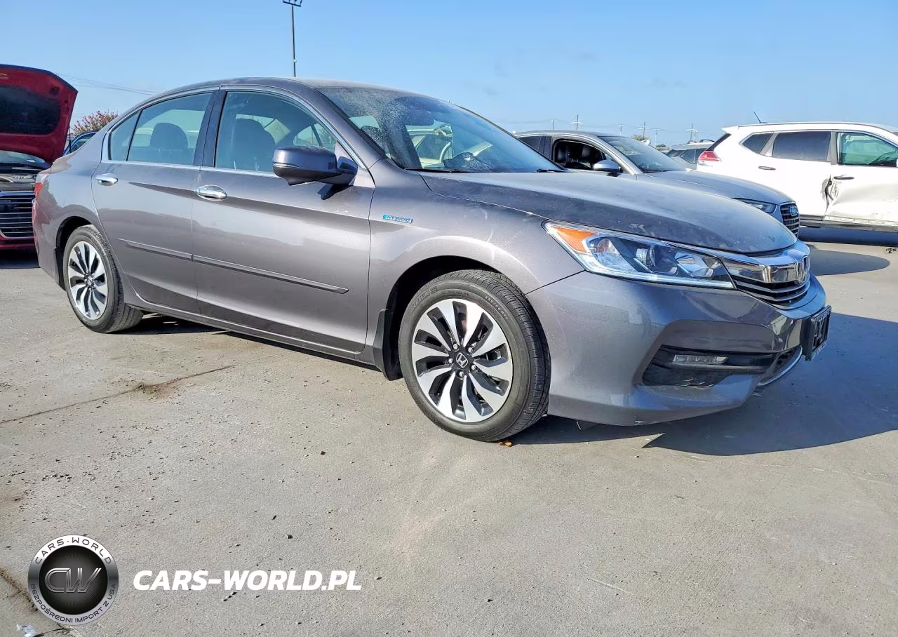 2017 Honda Accord Hybrid VIN:JHMCR6F32HC013395 - 4