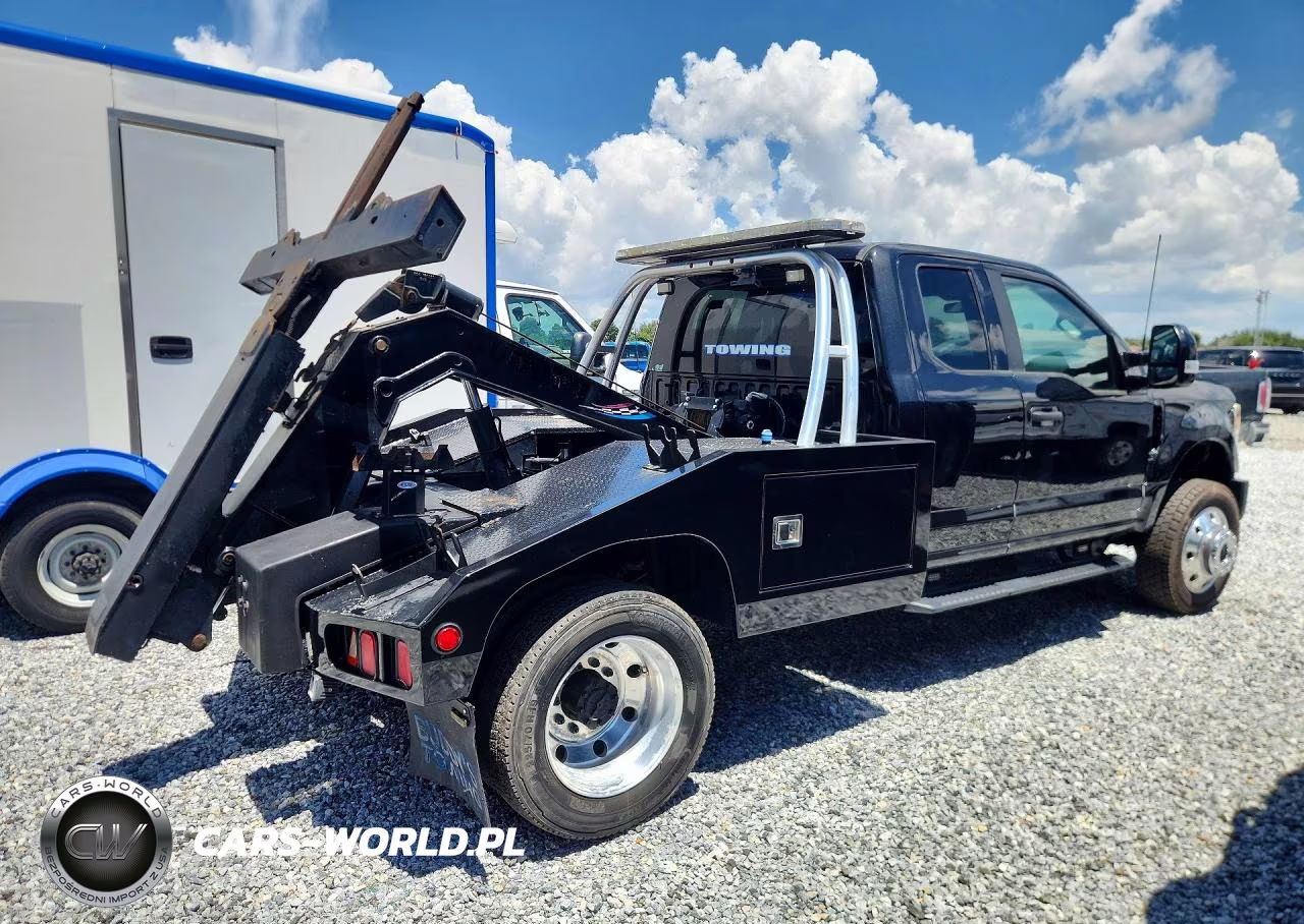2021 Ford F450 Super Duty VIN:1FD0X4GT1MEC44165 - 3