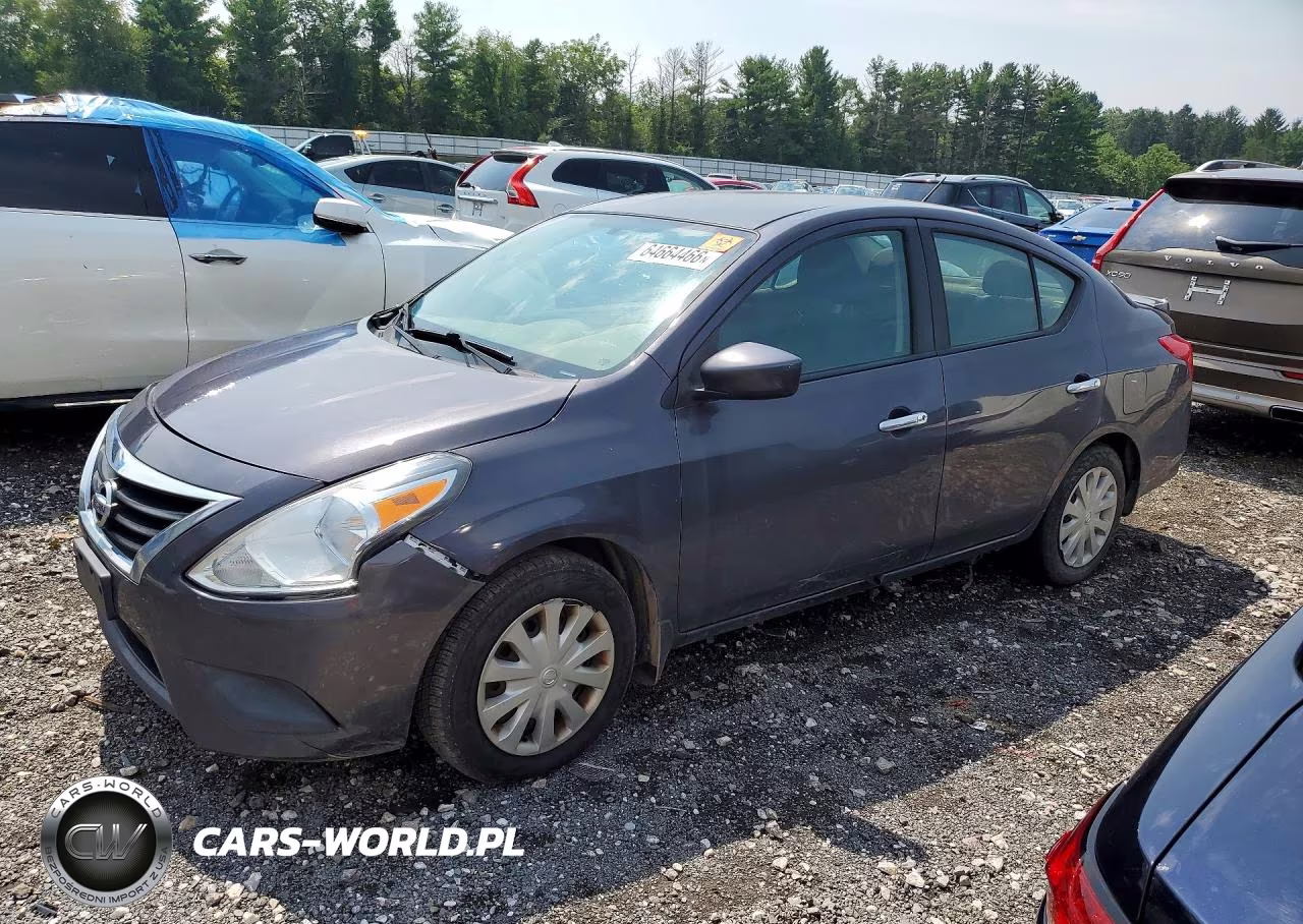 2015 Nissan Versa 1.6 Sv – zdjęcie 1 z 12