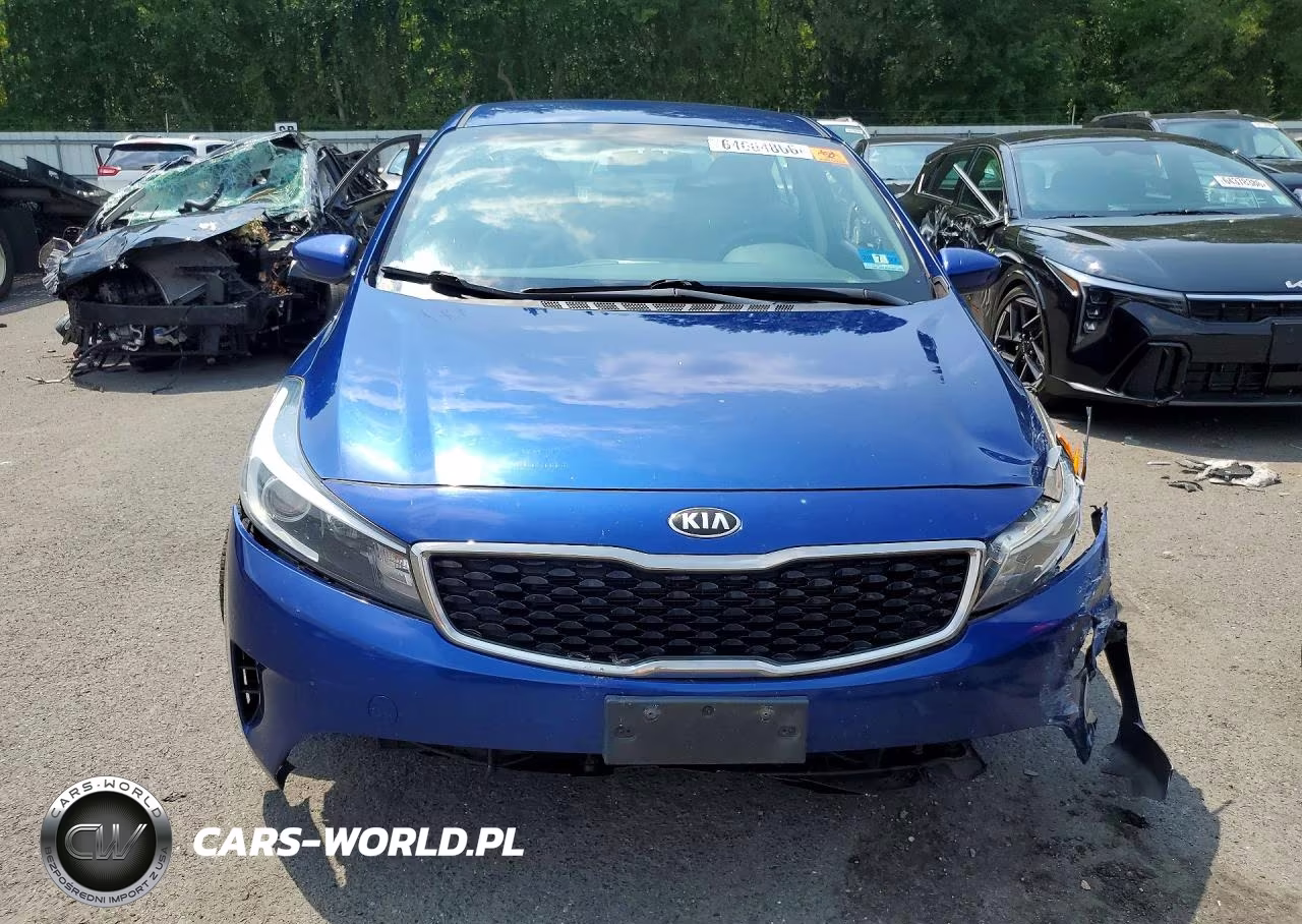 2018 Kia Forte Lx VIN:3KPFL4A78JE262362 - 5