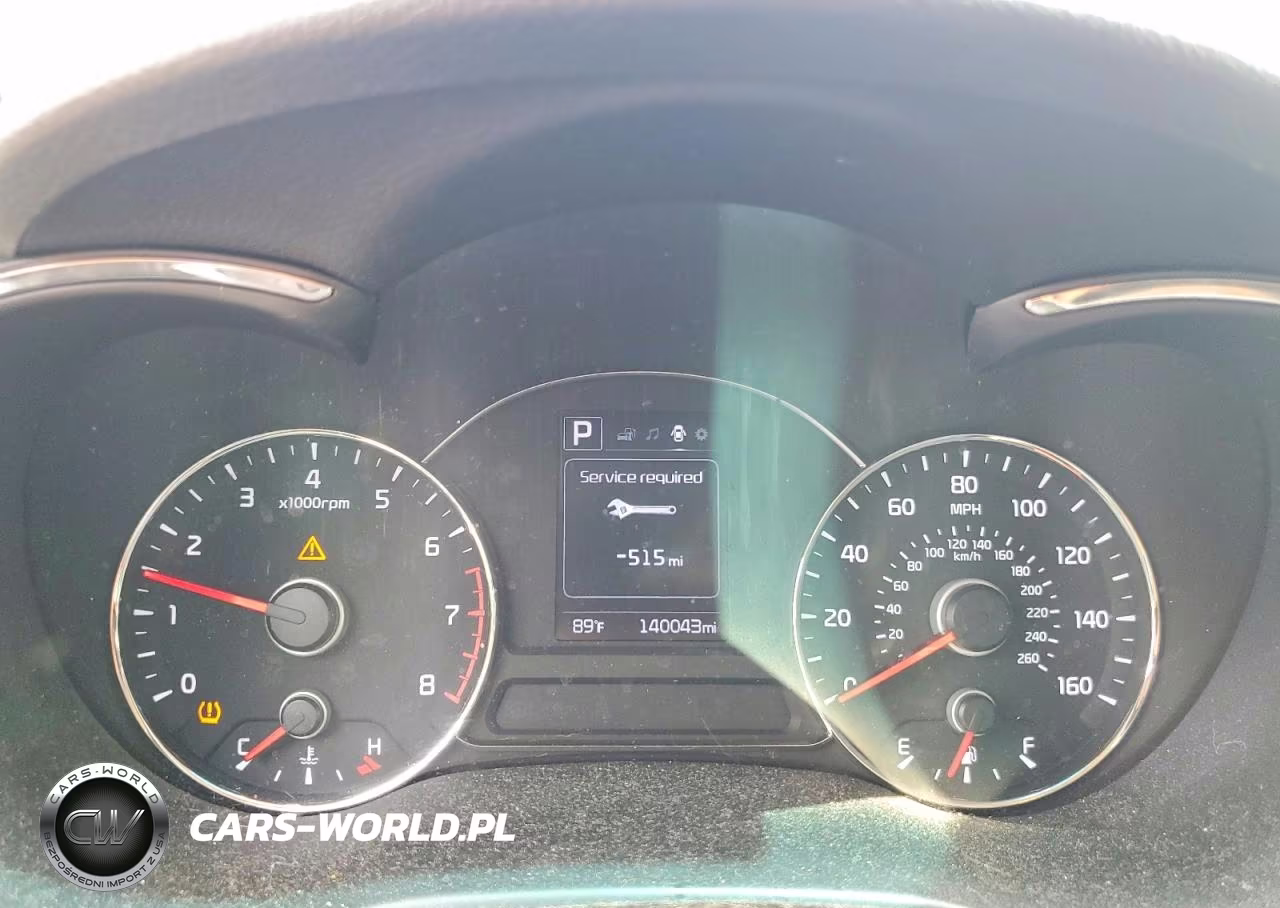 2018 Kia Forte Lx VIN:3KPFL4A78JE262362 - 9