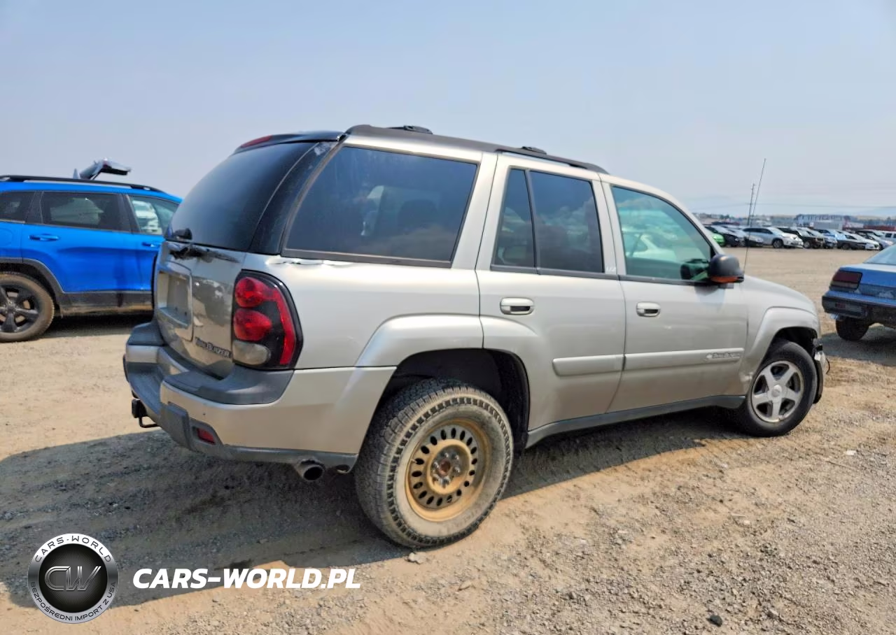 2002 Chevrolet Trailblazer VIN:1GNDT13S122410557 - 3