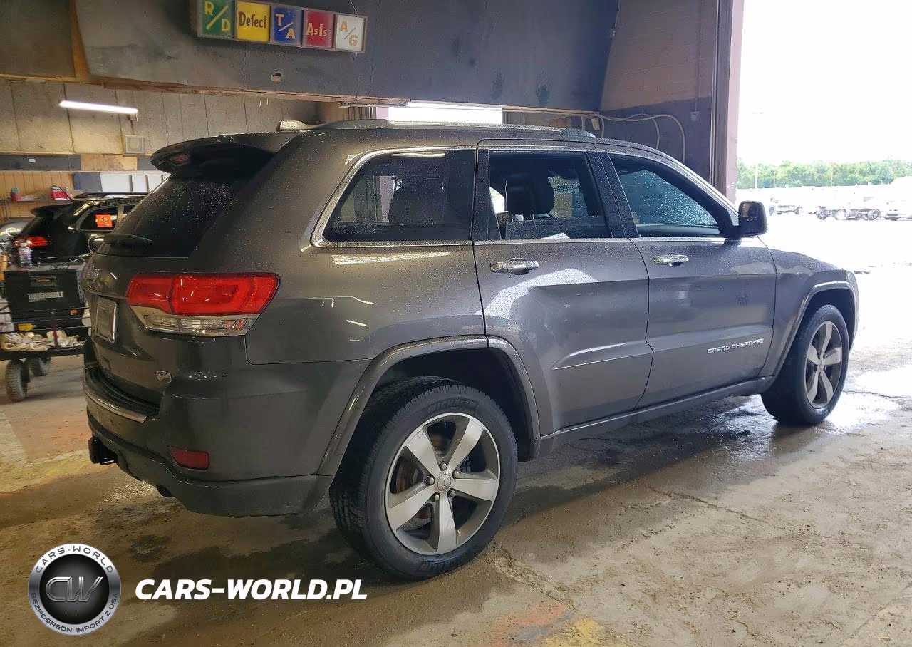 2015 Jeep Grand Cherokee Overland VIN:1C4RJFCG2FC620095 - 3
