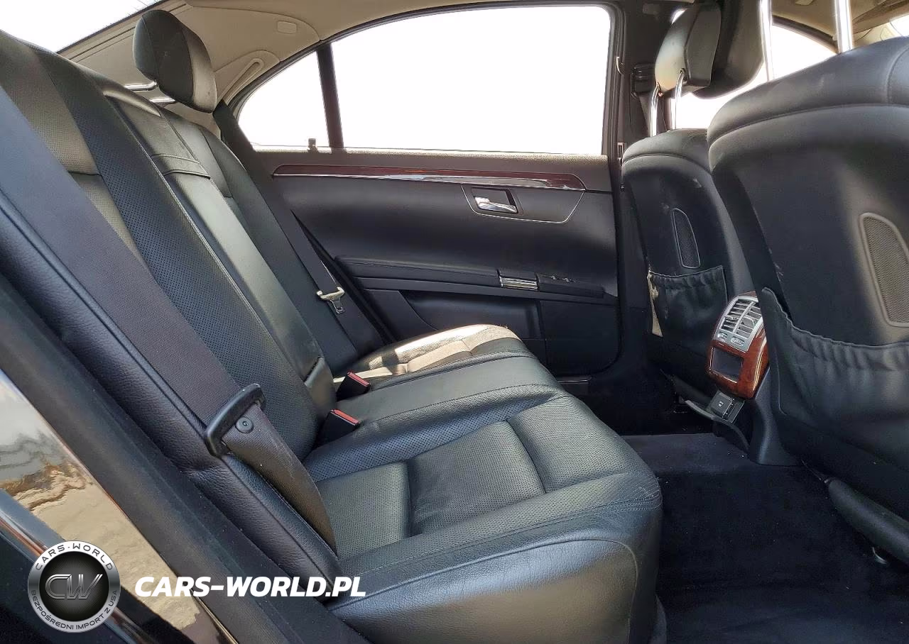 2011 Mercedes-Benz S 550 VIN:WDDNG7BB4BA373909 - 10