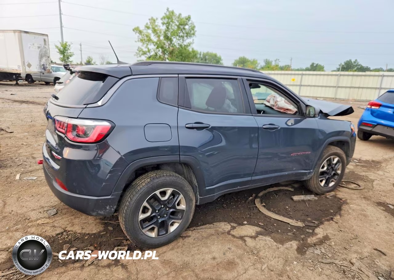 2018 Jeep Compass Trailhawk VIN:3C4NJDDB1JT345905 - 3