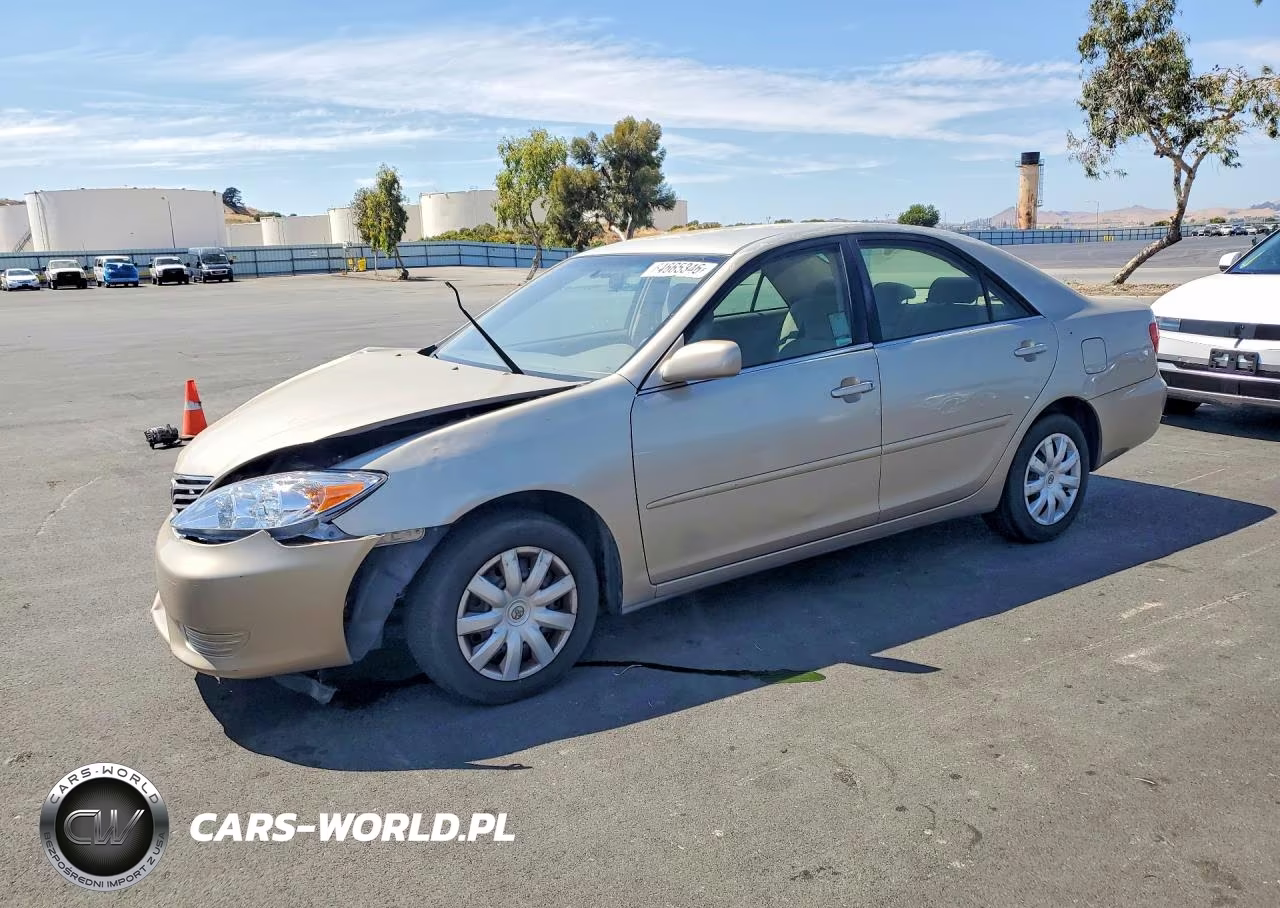 2005 Toyota Camry – zdjęcie 1 z 12
