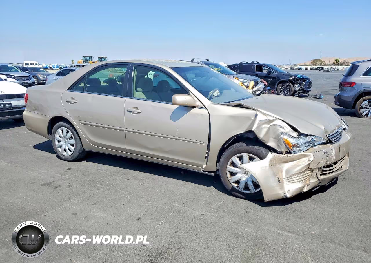 2005 Toyota Camry VIN:4T1BE32K75U539110 - 4