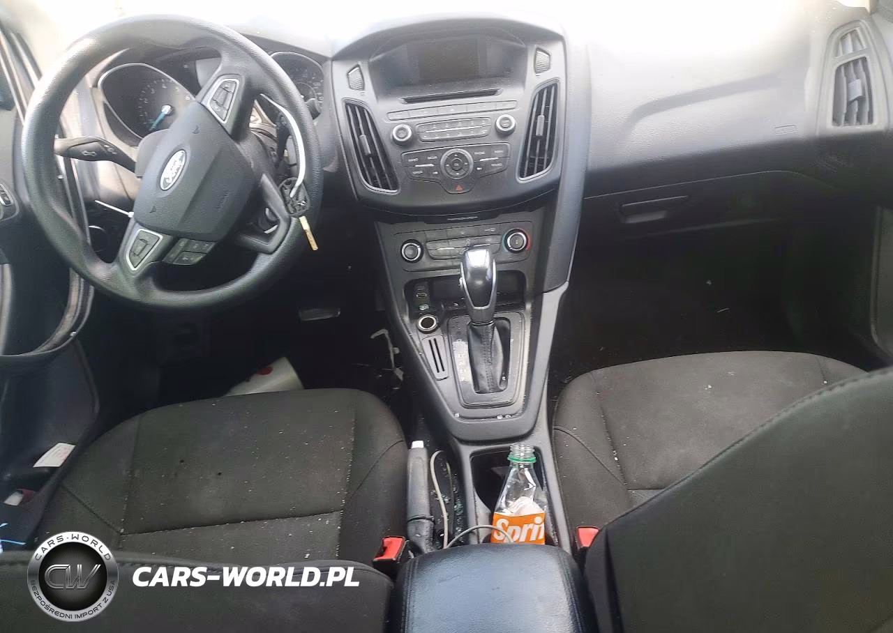 2015 Ford Focus Se VIN:1FADP3F22FL239604 - 8
