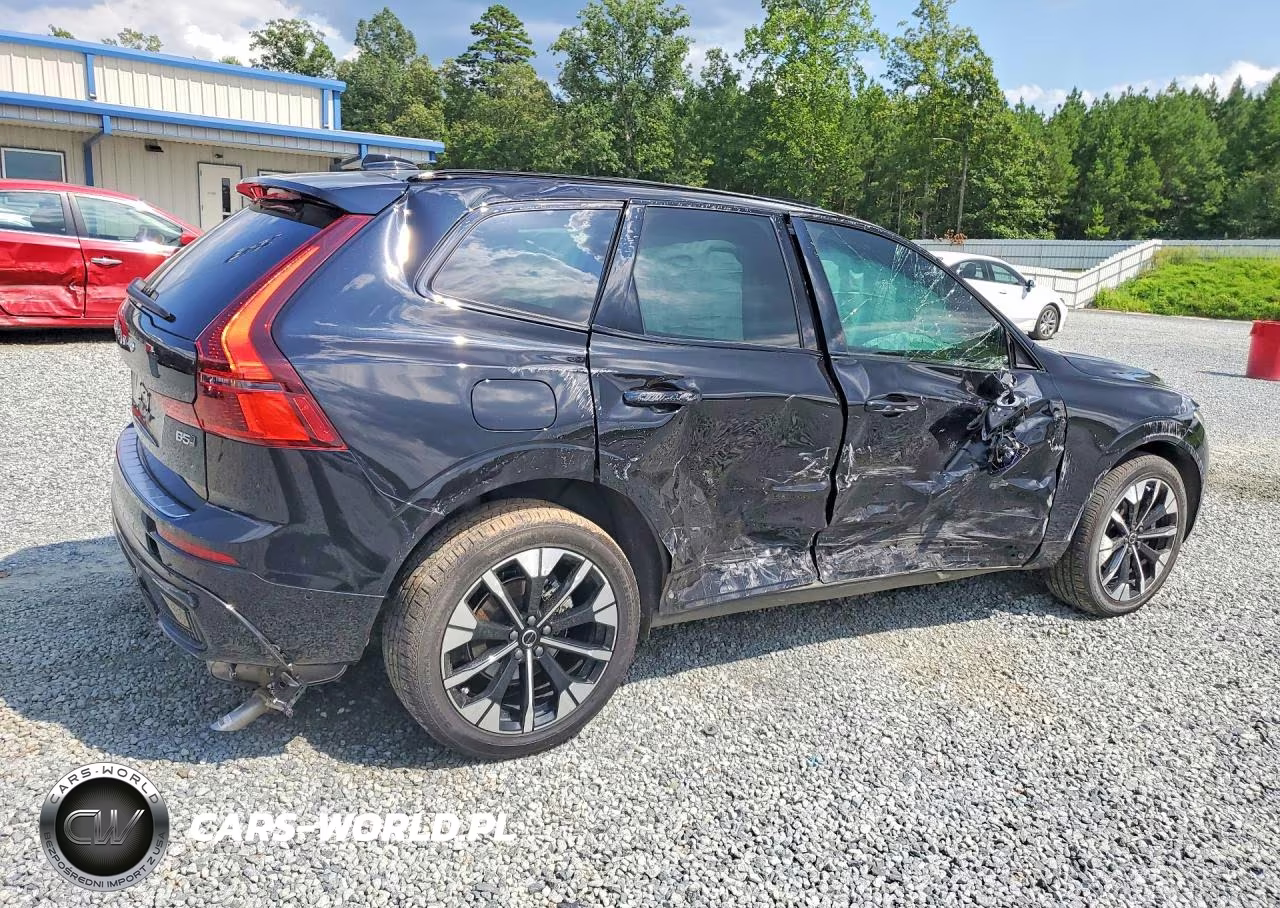 2026 Volvo Xc60 Plus VIN:YV4M12RC1T1287819 - 3