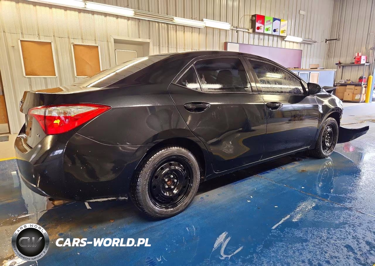 2014 Toyota Corolla Le VIN:2T1BURHEXEC154987 - 3