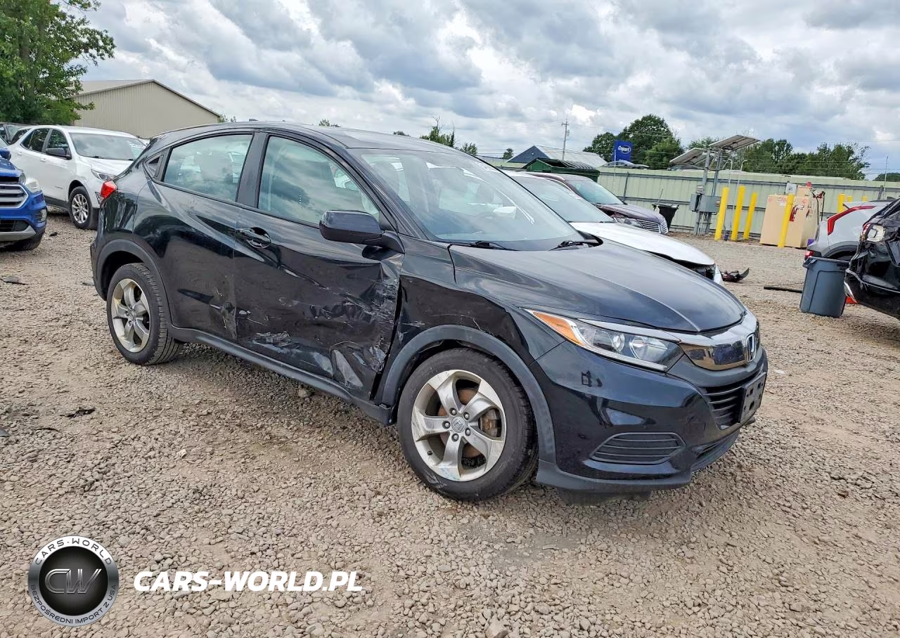 2021 Honda Hr-V Lx VIN:3CZRU6H32MM748842 - 4