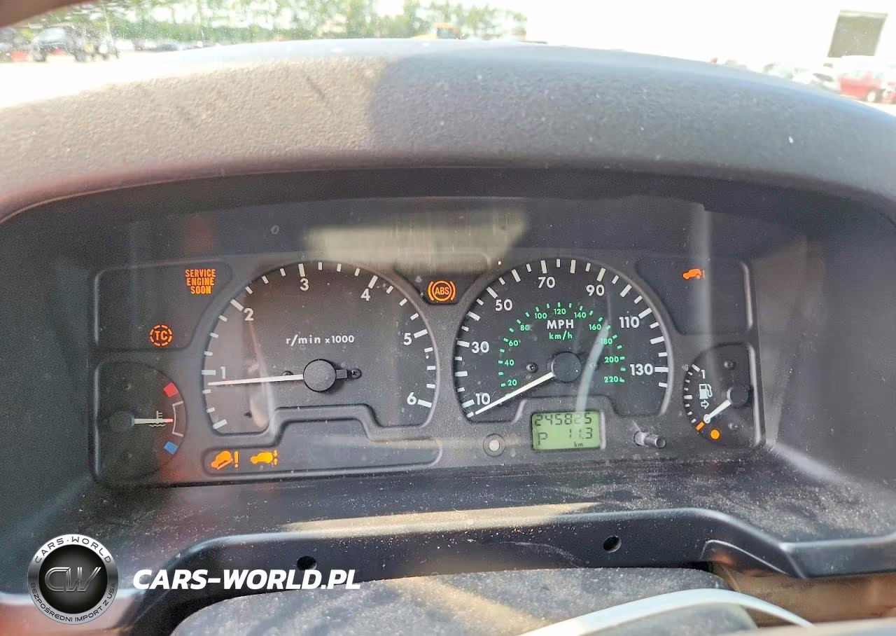 2000 Land Rover Discovery Ii VIN:SALTY1242YA250494 - 9