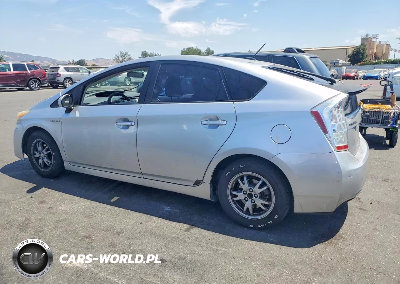 TOYOTA PRIUS VIN:JTDKN3DU1A5228943 - 2